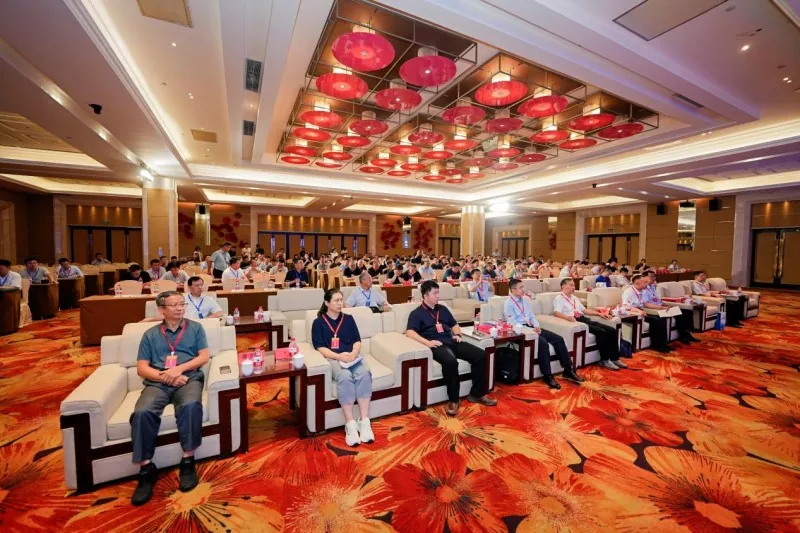Shandong Steel Structure Industry Association Stadji Erba 'Konferenza u Wirja ta' Teknoloġija Ġdida