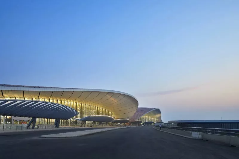 Terminal ta 'l-Azzar Prefabbrikat ta' Span Kbir