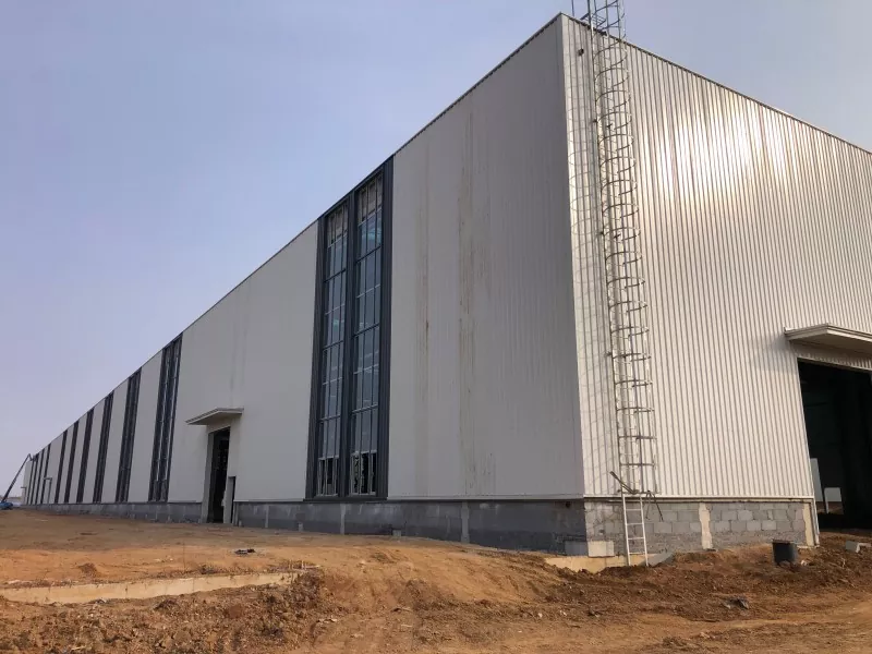 Ħażna ta' l-Azzar prefabbrikat
