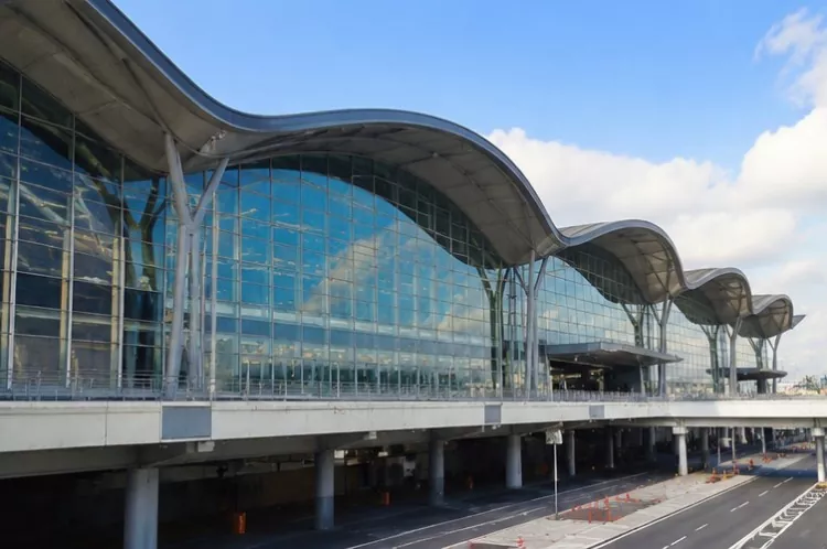 Kostruzzjoni tat-Terminal tal-Kruċiera tal-Istruttura tal-Azzar